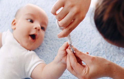 خرید و فروش لیزر دایود و الکساندرایت روش مناسب جهت گرفتن ناخن نوزاد چیست